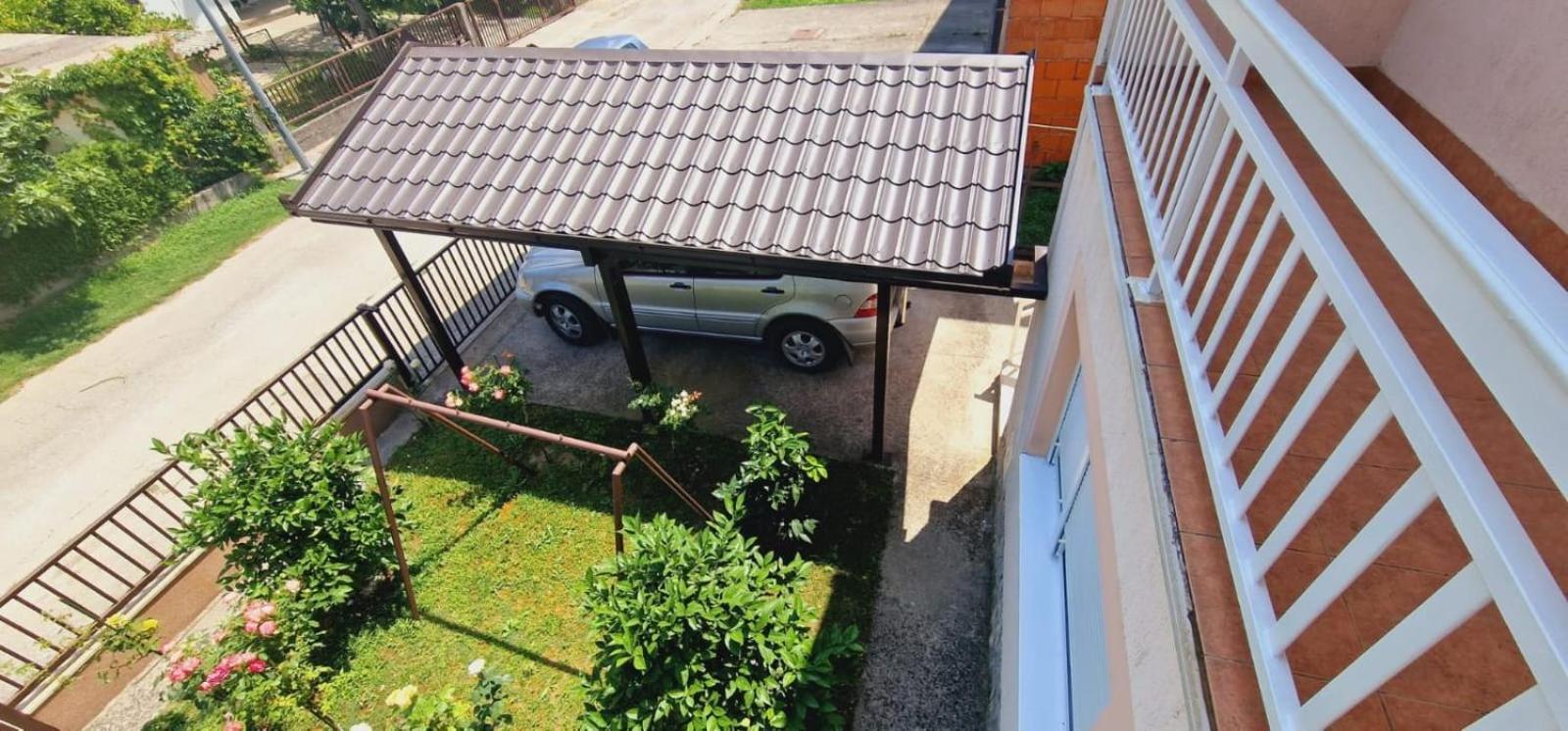 Apartman Deluxe ชาพลินา ภายนอก รูปภาพ